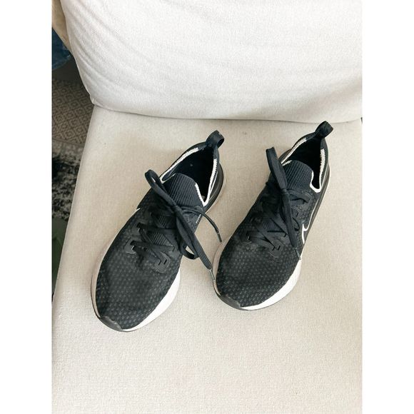 Nike React Flyknit Infinity Run sneakers size 8 - Picture 2 of 9